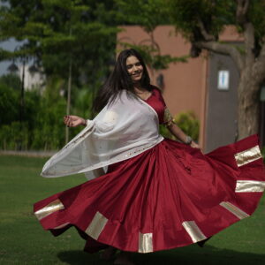 🛍 Maroon Mirage – Handworked Mirror Dupatta Set